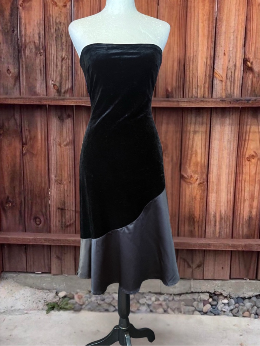 Hot Kiss Strapless Black Velvet Dress with Satin Hem